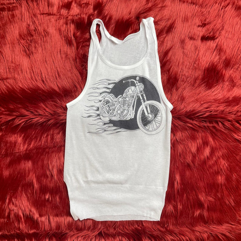 قميص بدون أكمام مضلع بتصميم مس - مراجعة Tank Top Ribbed وسعره